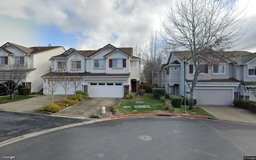 Townhouse in San Ramon sells for $1.3 million