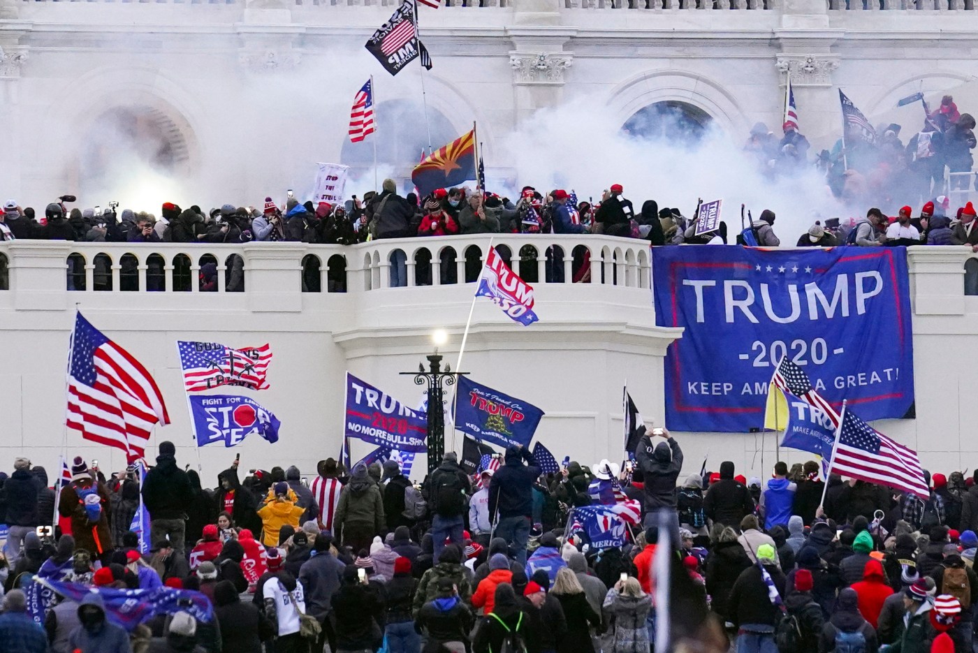 Jan. 6 rioter, pardoned by Trump, shot dead by police