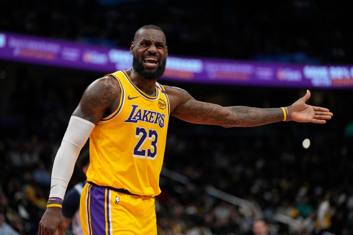 LeBron James to miss NBA All-Star game with an injury