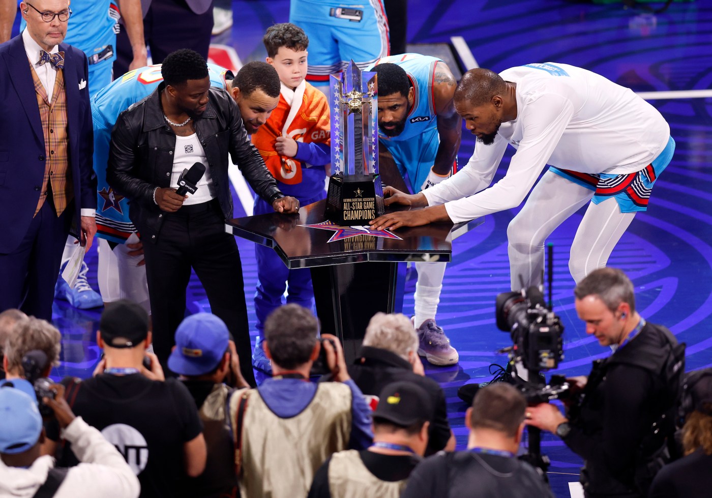 Kevin Durant teams up with Steph, feels Bay Area love in NBA All-Star Game