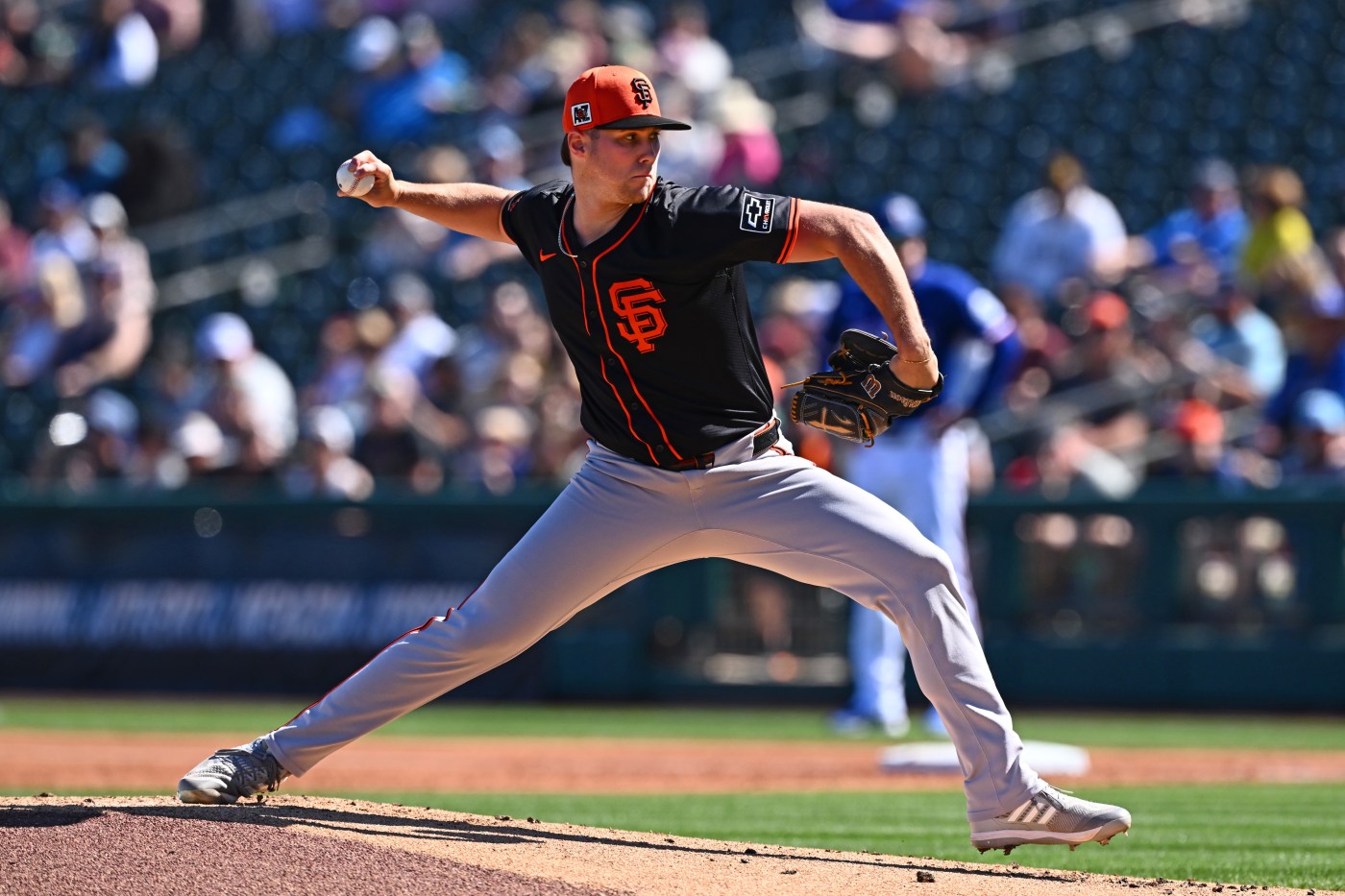 SF Giants’ Roupp continues bid at final rotation spot with sharp outing