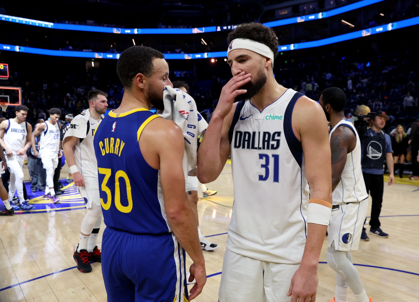 Klay Thompson stuck in Mavericks’ chaos as Warriors visit Dallas