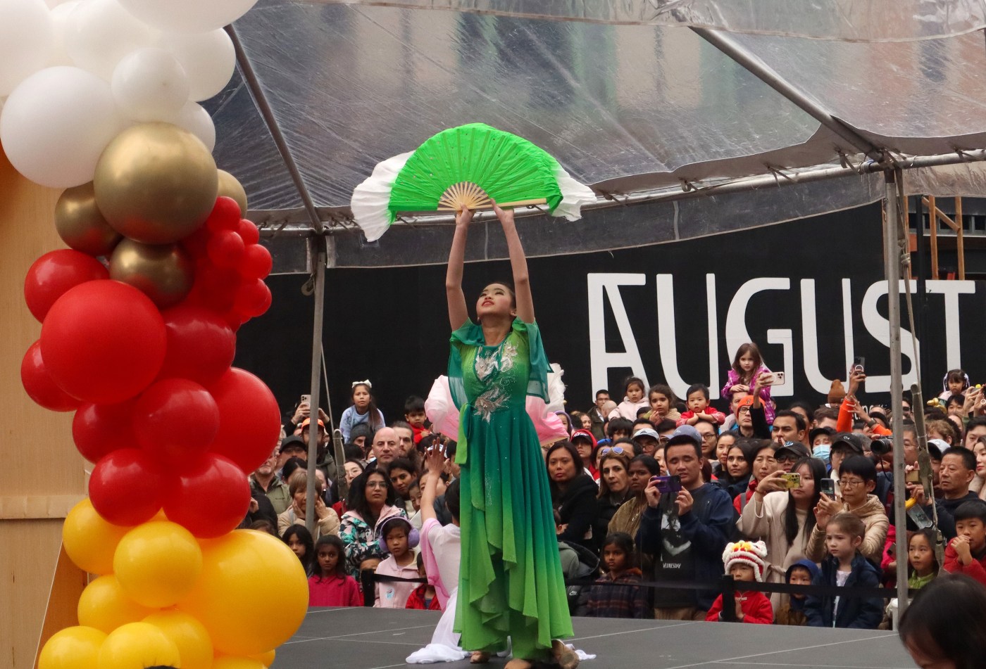 Performers shower Lunar New Year festivities with color, song at Santana Row