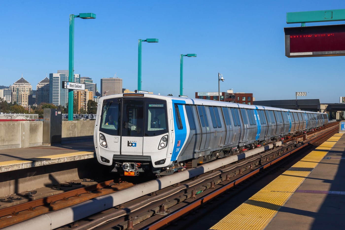 All aboard the “Valentraine”: BART to hold Valentine’s Day speed dating event