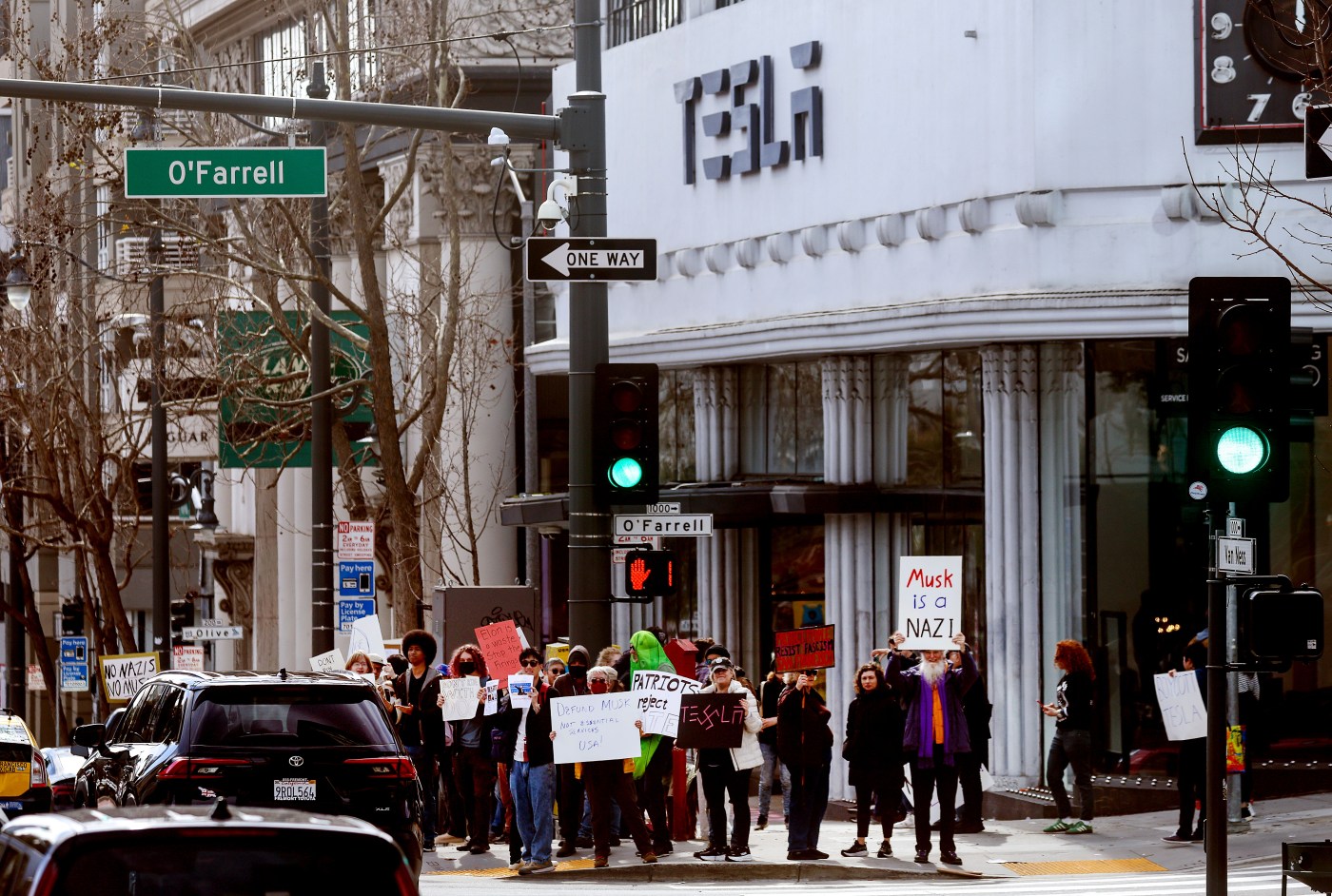 Tesla owners’ anti-Musk protests ripple across the Bay Area