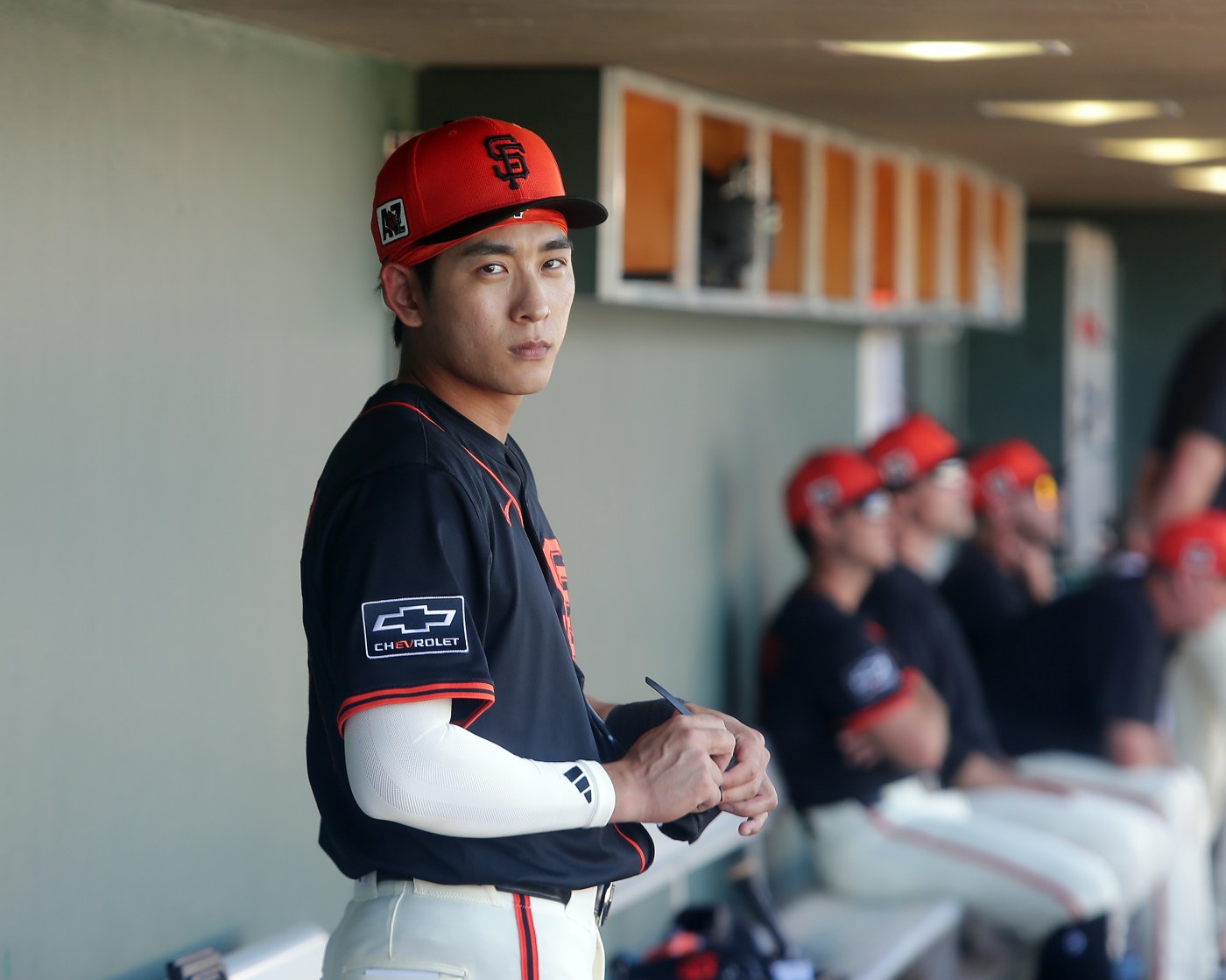 SF Giants’ Lee talks back injury, says Opening Day is ‘realistic’