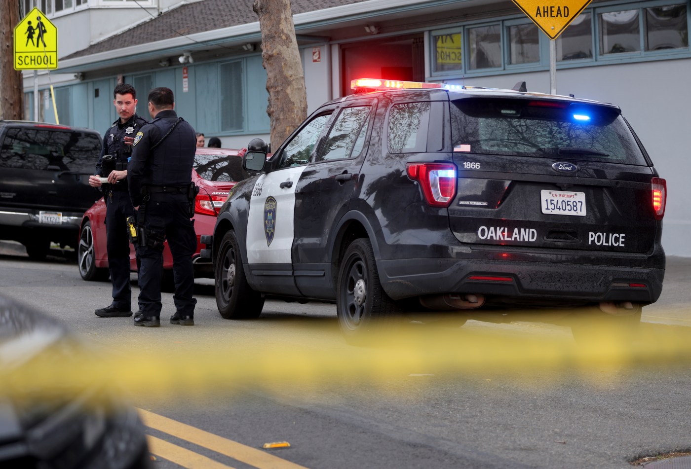 Shooting in East Oakland leaves one dead