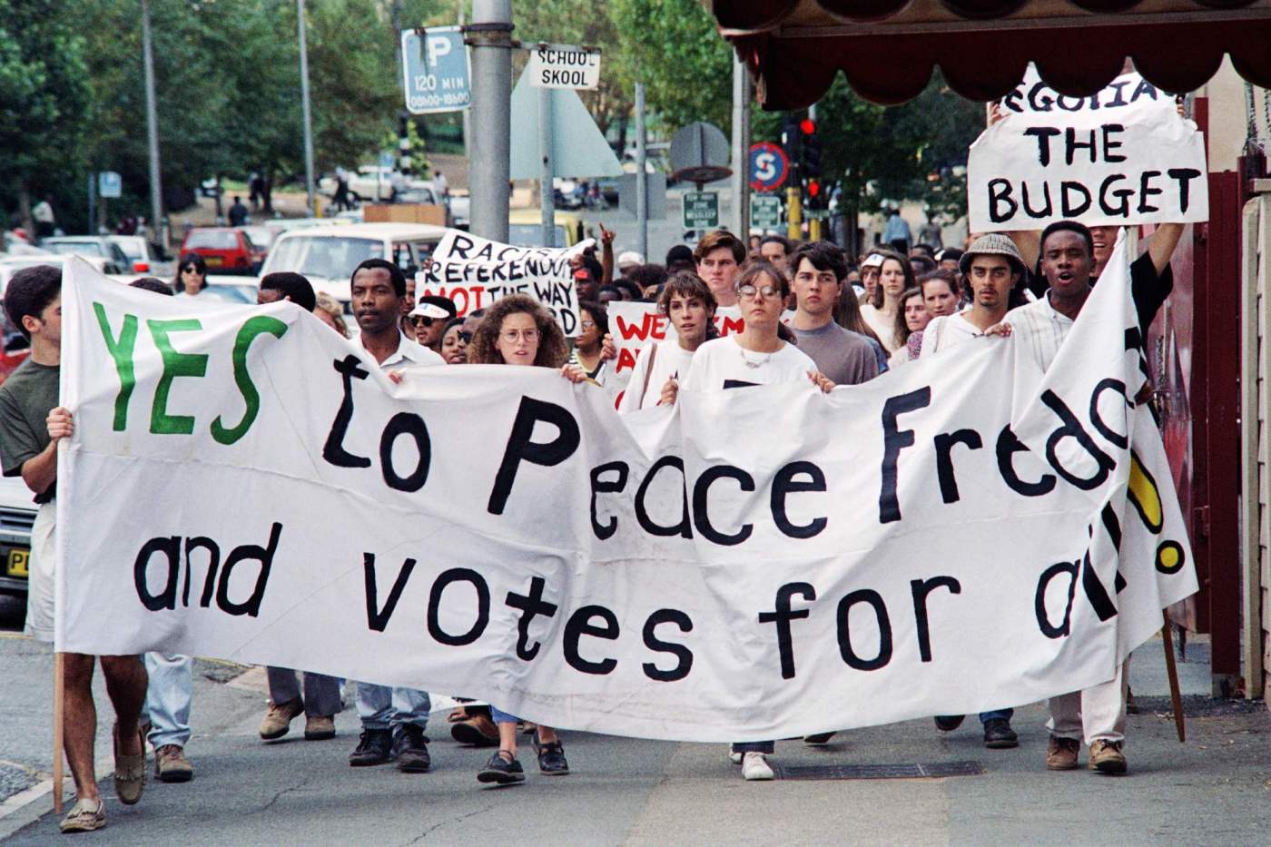 Today in History: March 17, white South Africans vote to end apartheid