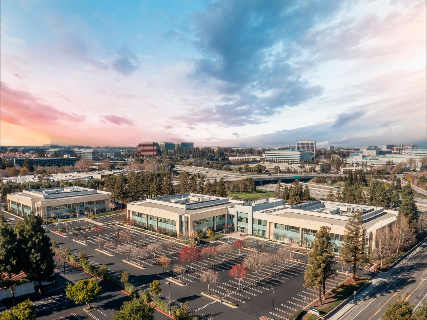 Empty Santa Clara tech campus lands buyer for huge price discount