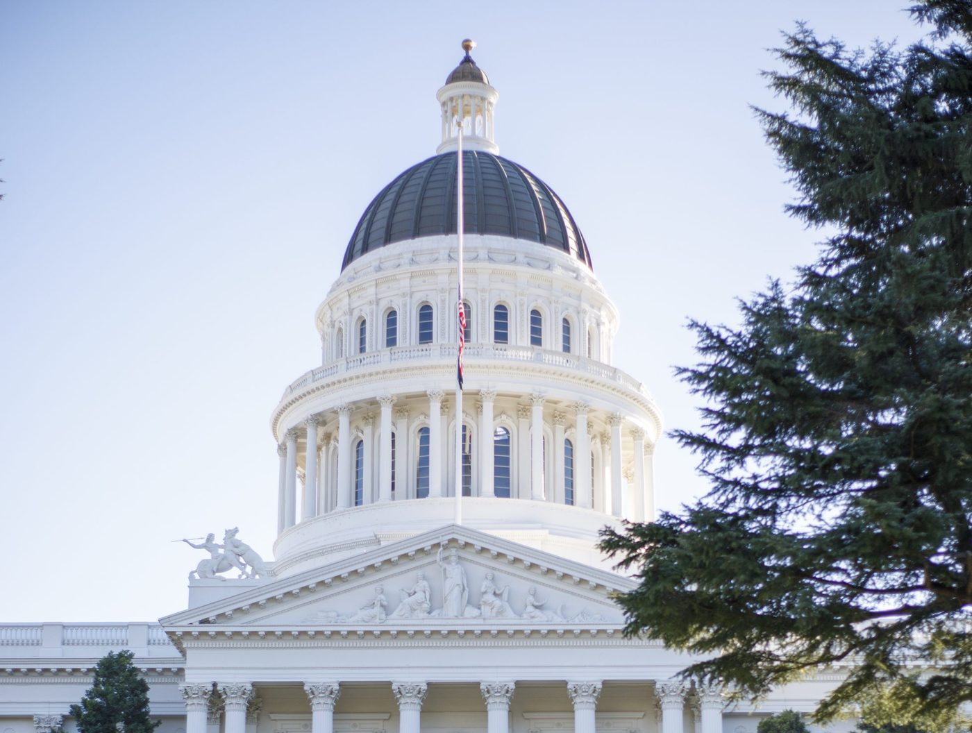 Walters: In California’s Capitol, some political fights span decades