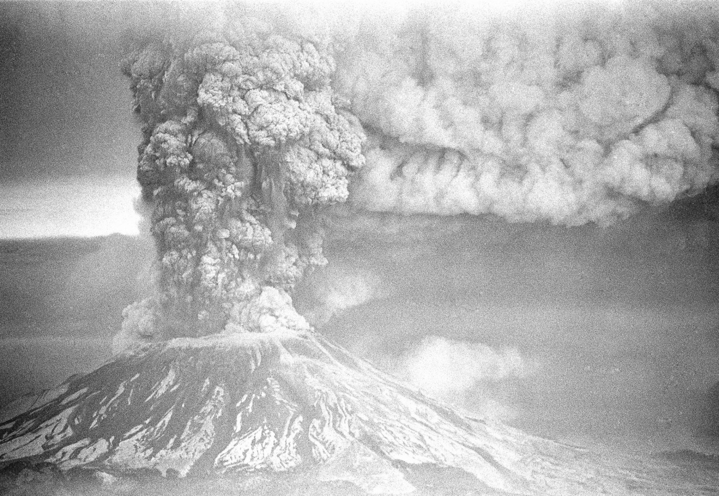 Today in History: May 18, Mount St. Helens erupts