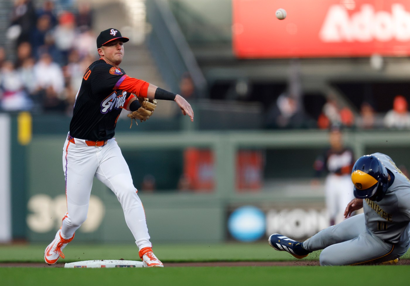 SF Giants’ Fitzgerald returns to lineup from left rib fracture