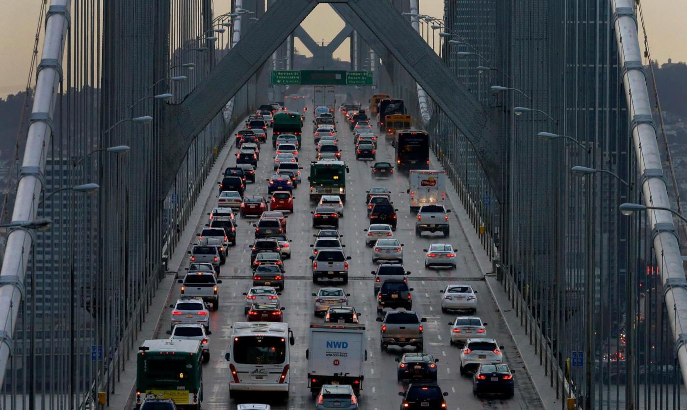 Senate GOP leaders will try to block California vehicle standards that would phase out gas-powered cars