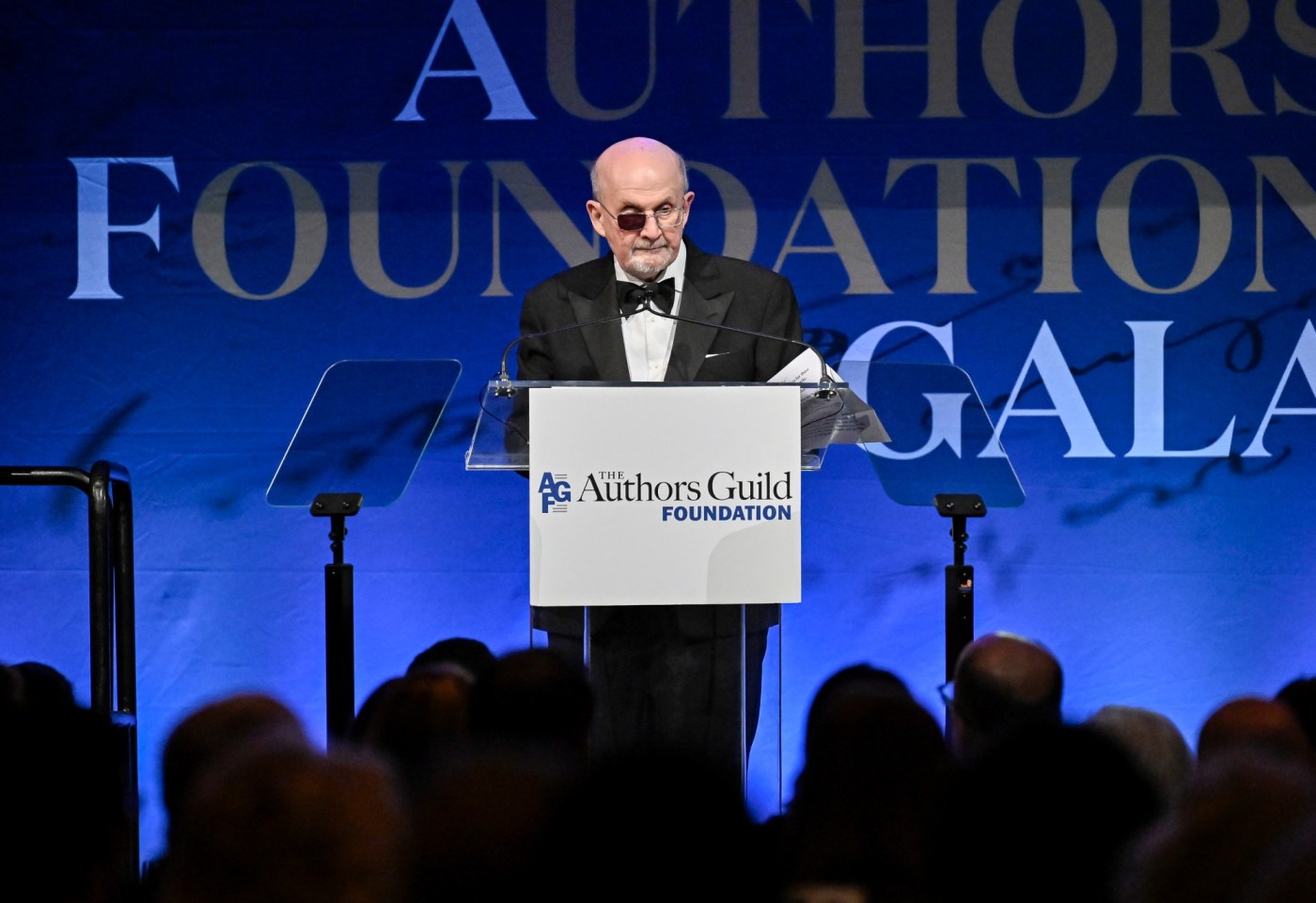 Salman Rushdie as graduation speaker upsets Muslim students at California college