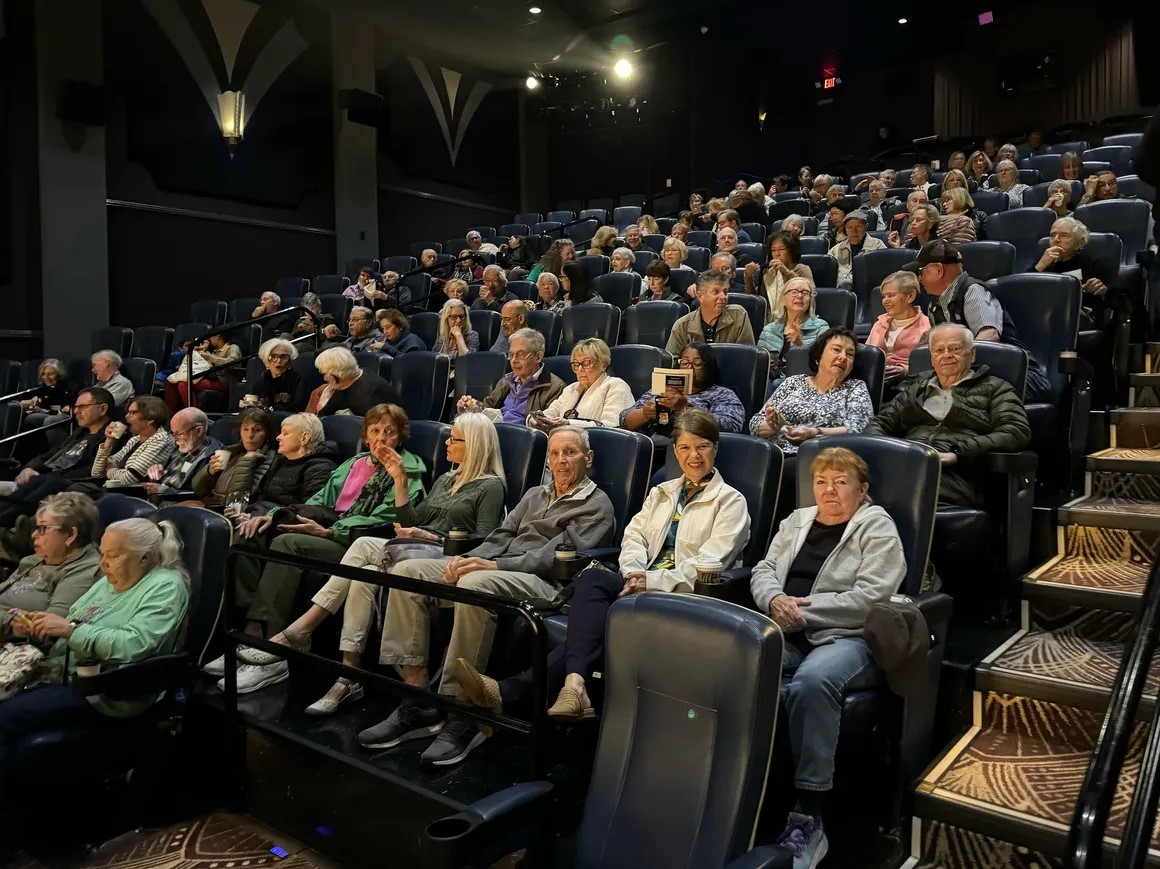 Los Gatos honors, veterans, educators and film fans