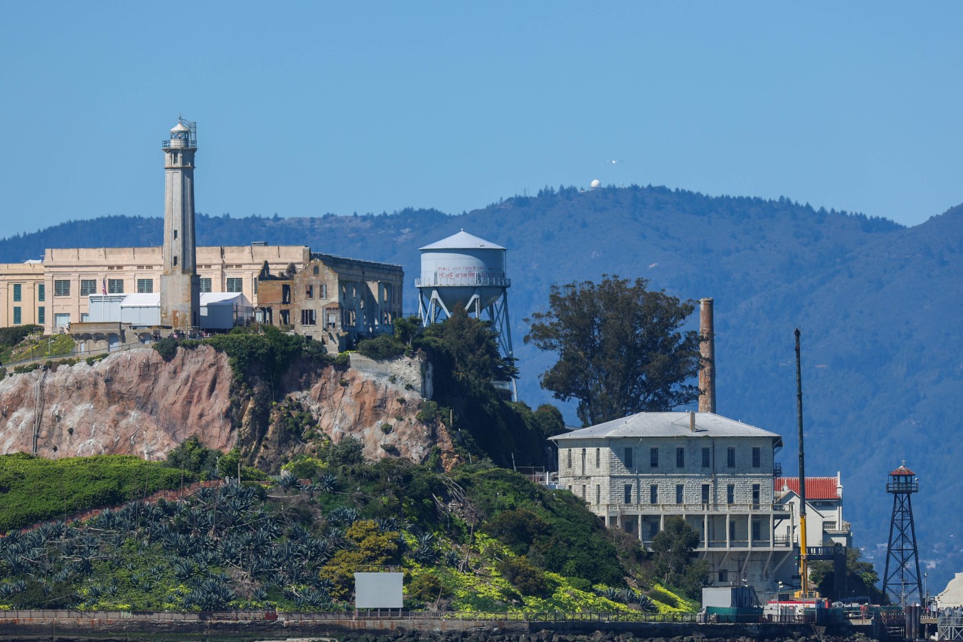 Letters: President Trump’s Alcatraz plan is just another pipe dream