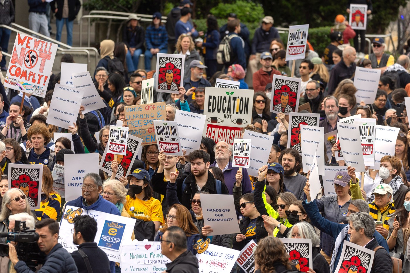 Letters: In Congress’ absence, citizens must lead resistance