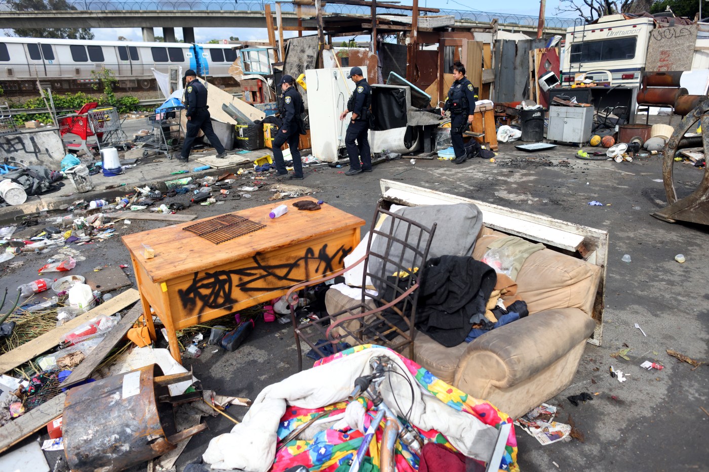 Letters: Bay Area homeless advocates must pool their resources