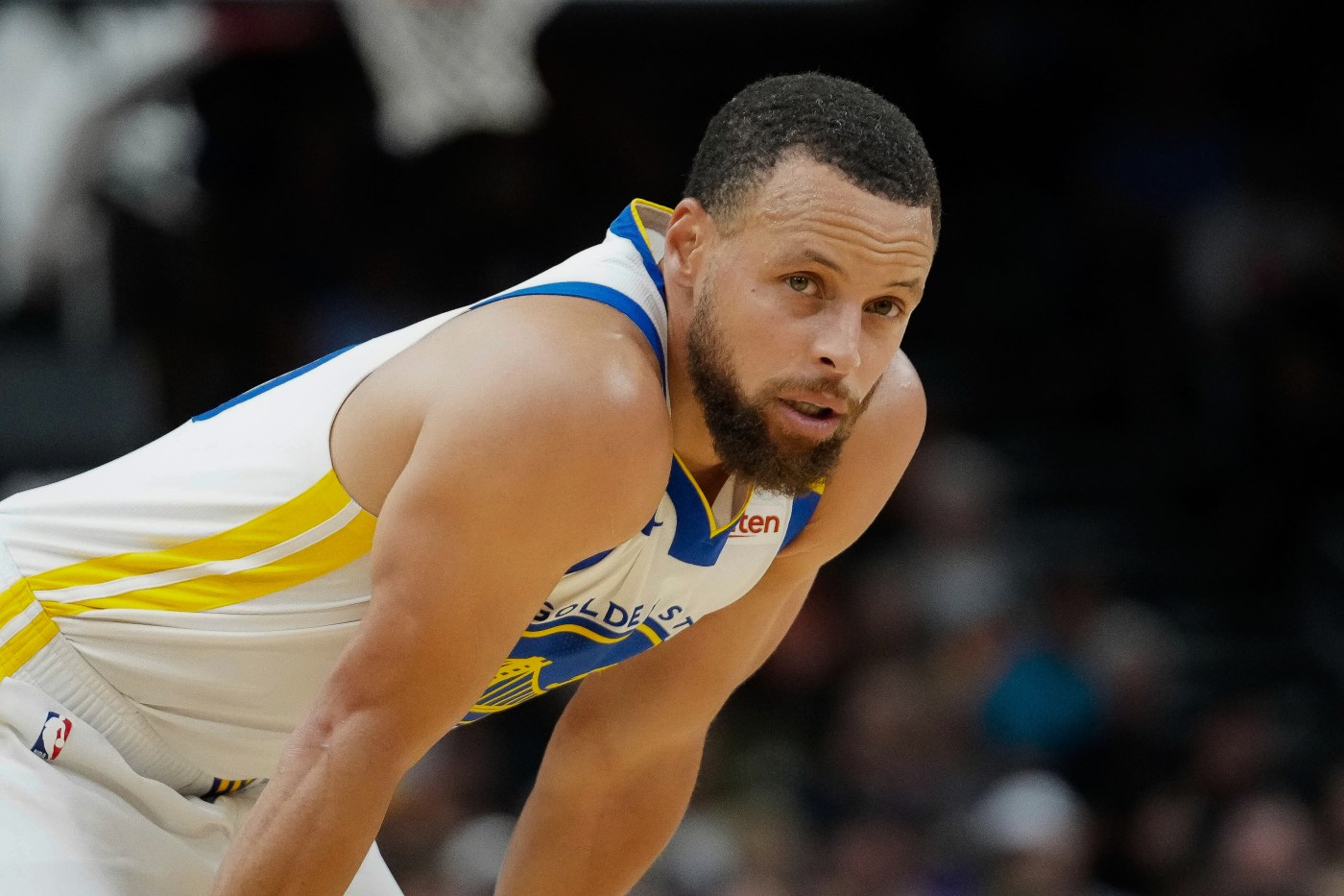 How long will Warriors star Steph Curry be out with hamstring strain?