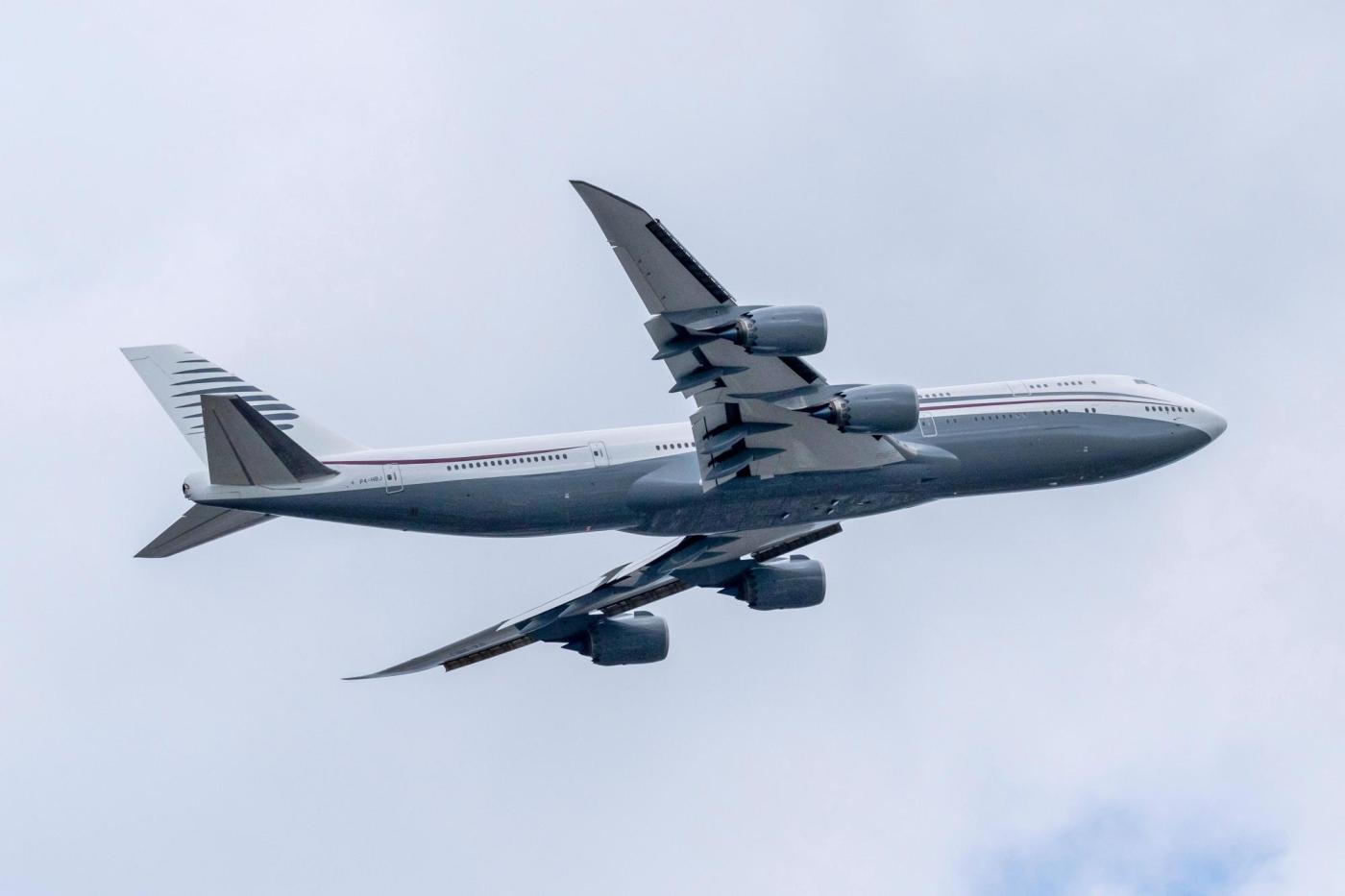 Defense Department accepts Boeing 747 from Qatar for Trump’s use