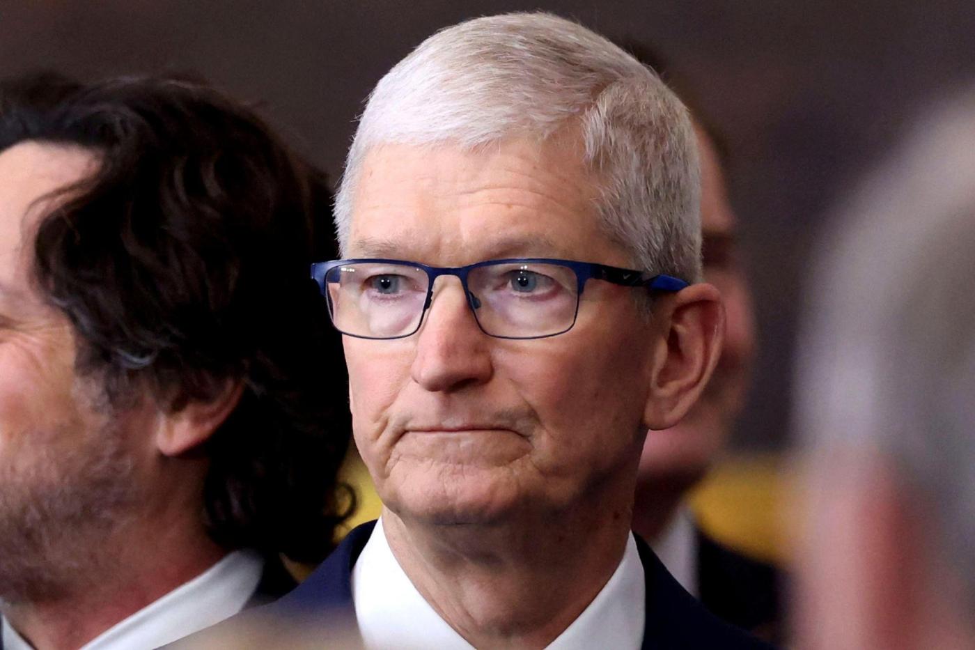 Trump says he has a ‘little problem’ with Tim Cook