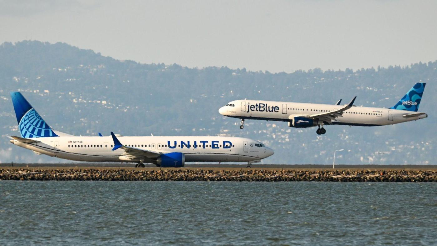 United Airlines and JetBlue Airways to allow frequent flyers to earn and use miles on each other’s airline