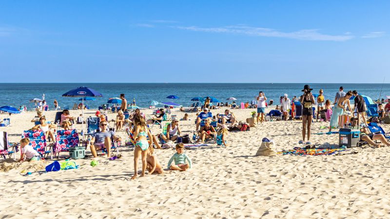 Top 10 US beaches for 2025, according to ‘Dr. Beach’