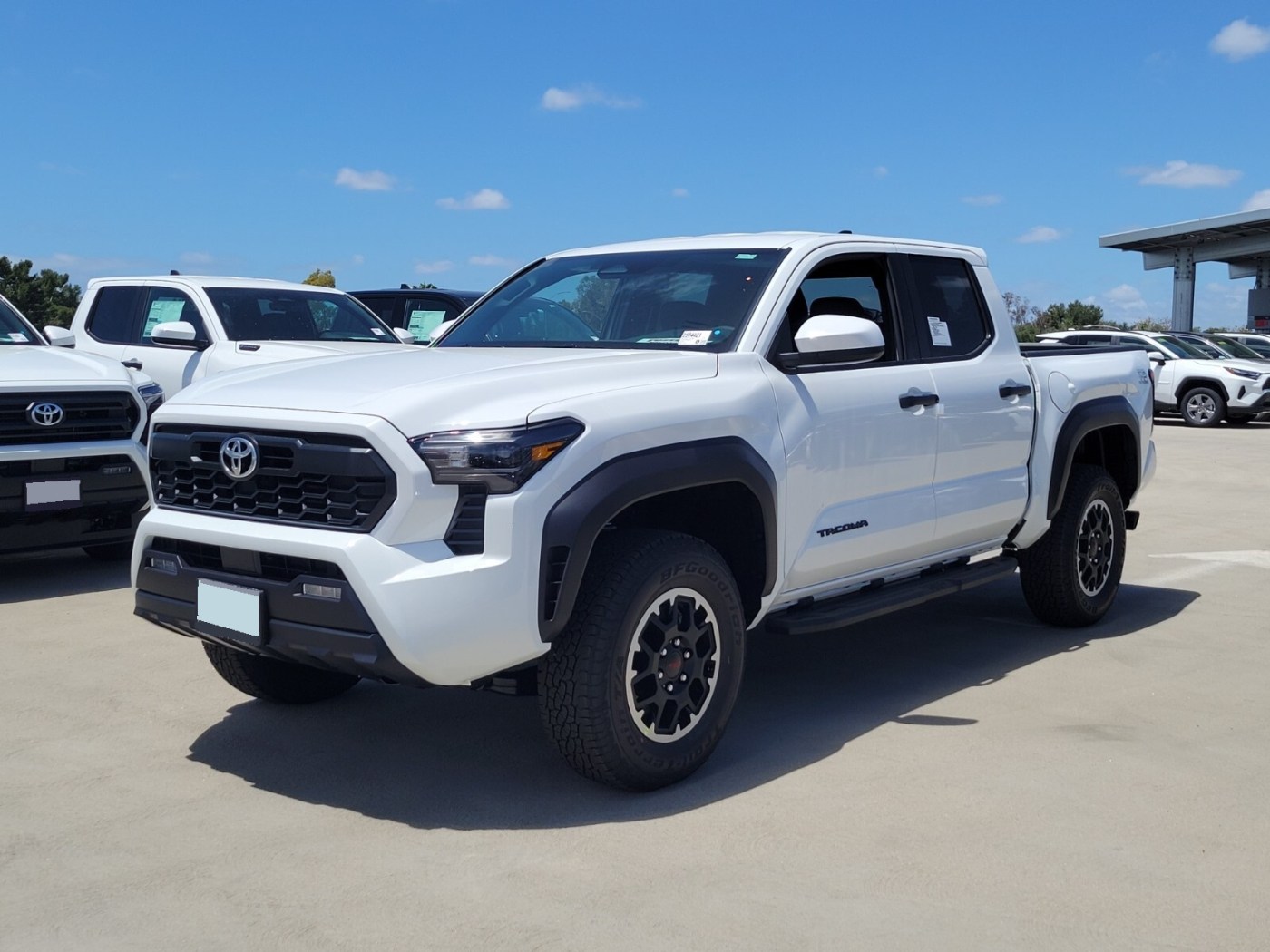 The 2025 Toyota Tacoma TRD PRO 4×4 Double Cab (HV) Hybrid Pickup Truck