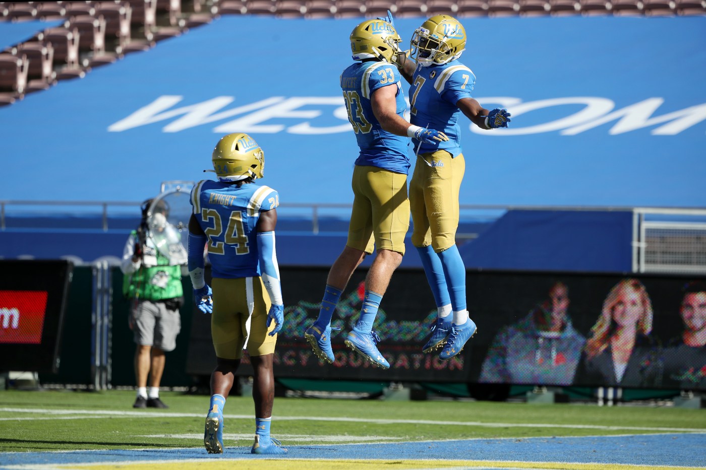 West Coast recruiting: UCLA stays hot, Washington goes national and a Ryder Lyons update