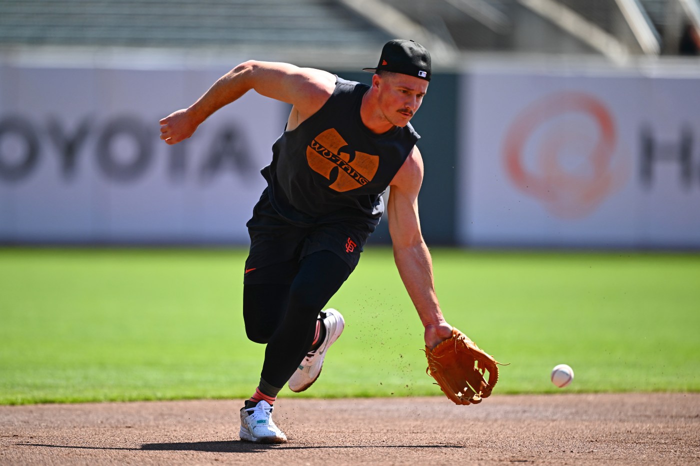 SF Giants’ Chapman takes important steps in rehab, could be back before break
