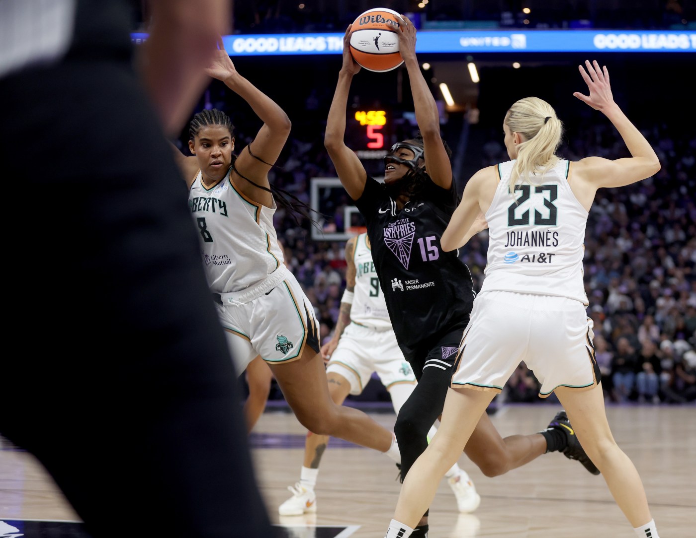 Valkyries put up fight, but fall short to Sabrina Ionescu-led Liberty at home