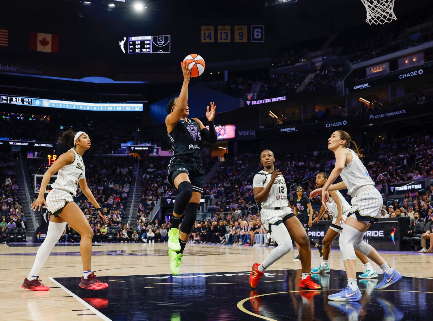 Valkyries find way to win late against Sky behind career nights from Kayla Thornton, Kaitlyn Chen