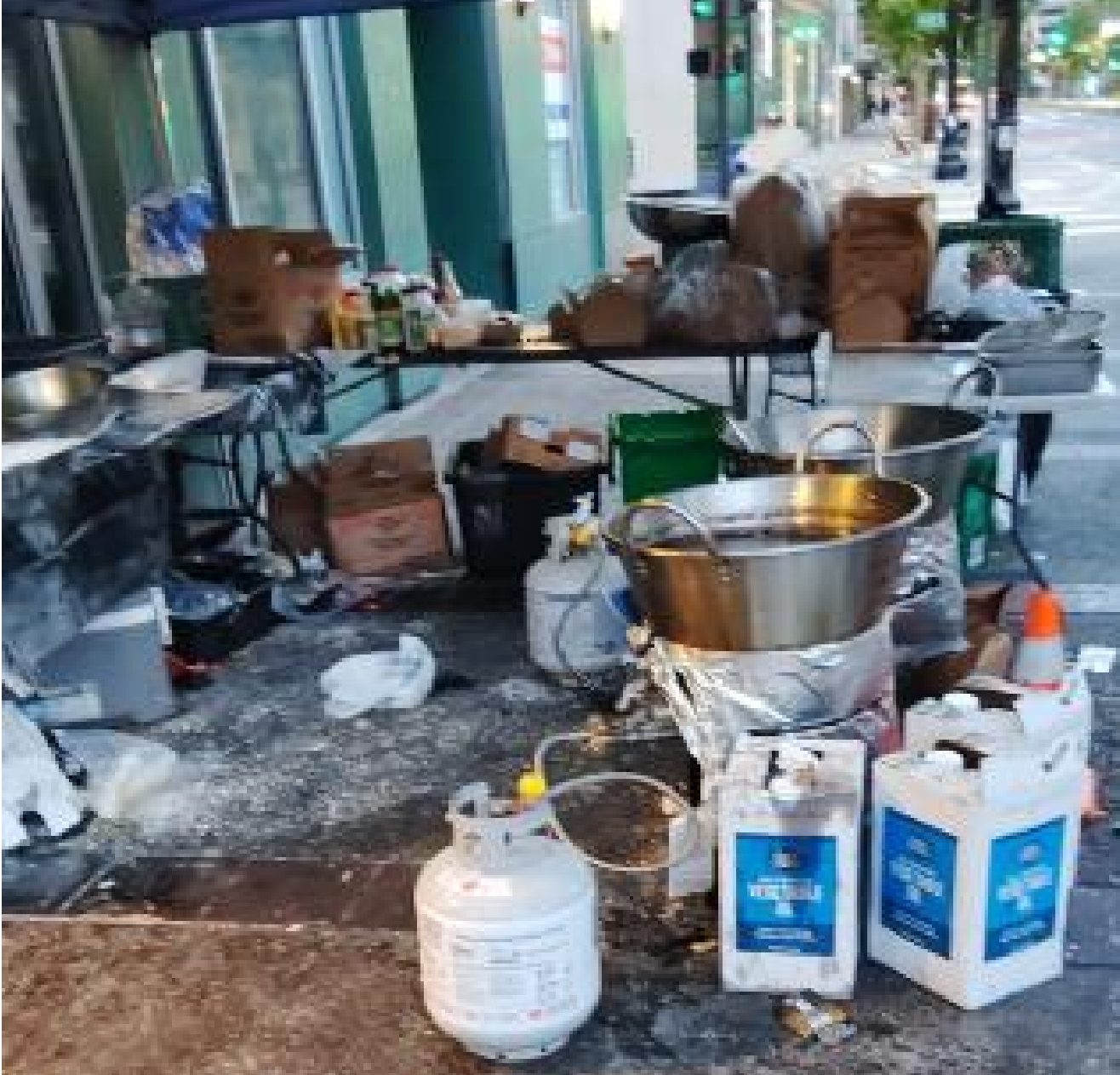 Oakland vendor vowed he’d die before closing stand. Then he attacked inspector, police say