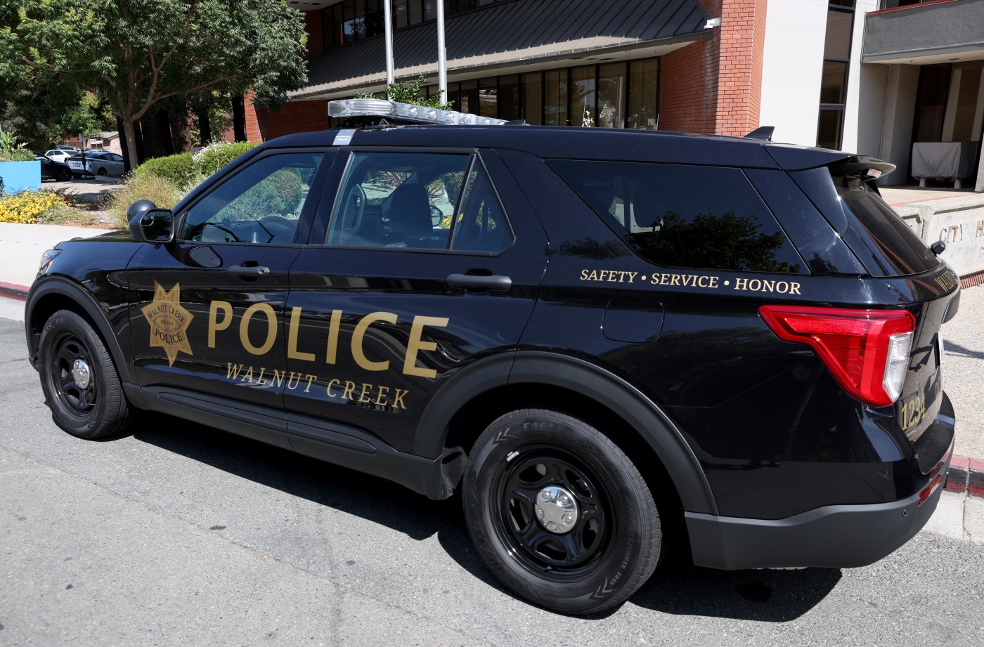 Fairfield man faces trial for alleged lewd act in moving car next to Walnut Creek elementary school bus