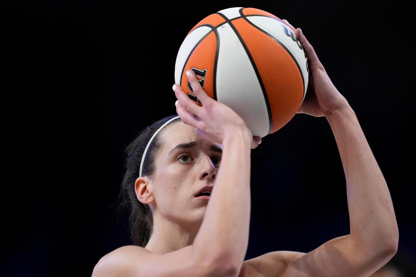 Caitlin Clark explains why she ‘idolizes’ Warriors’ superstar Steph Curry