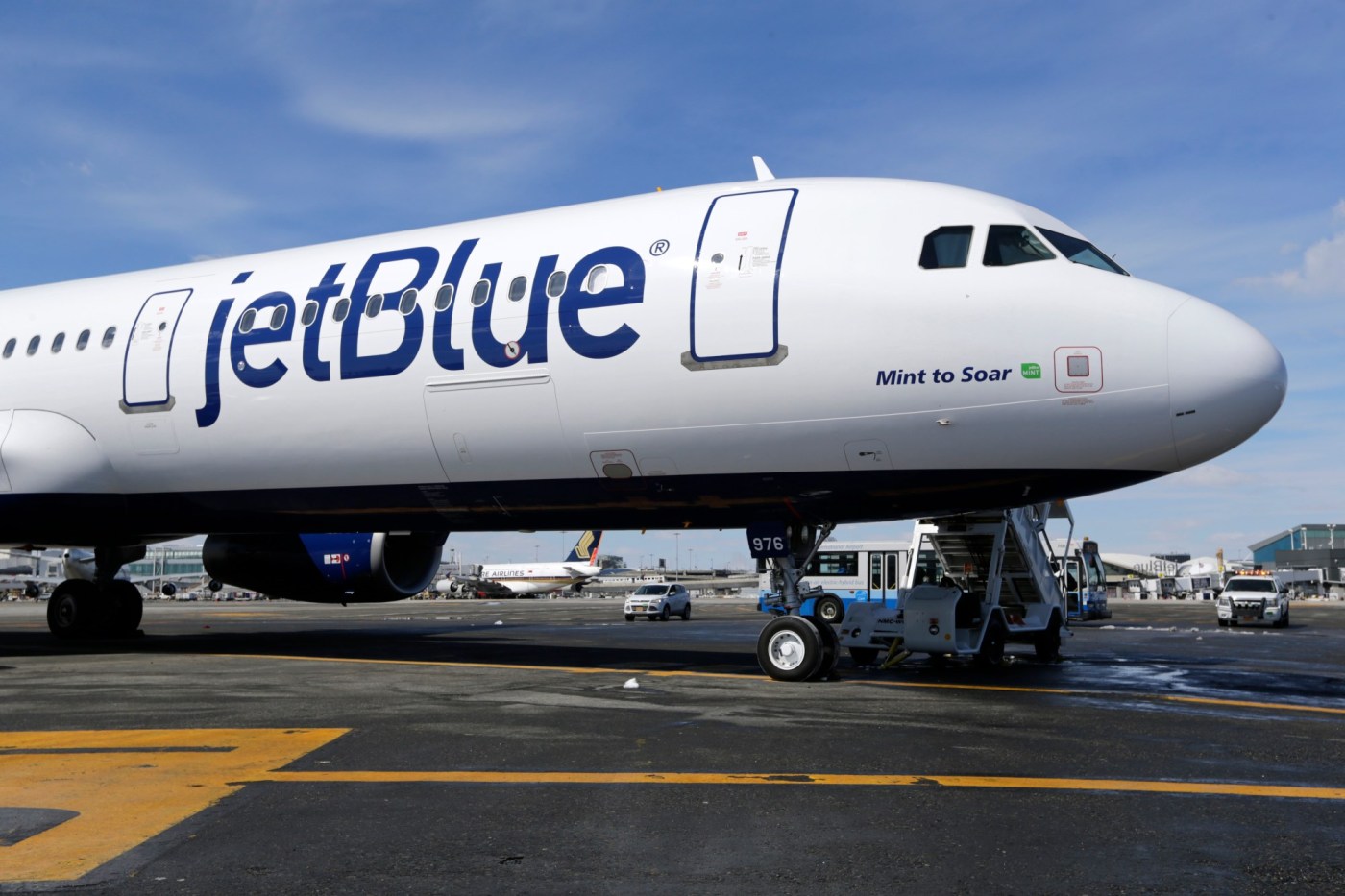 JetBlue steps up cost cuts on weaker-than-expected travel demand