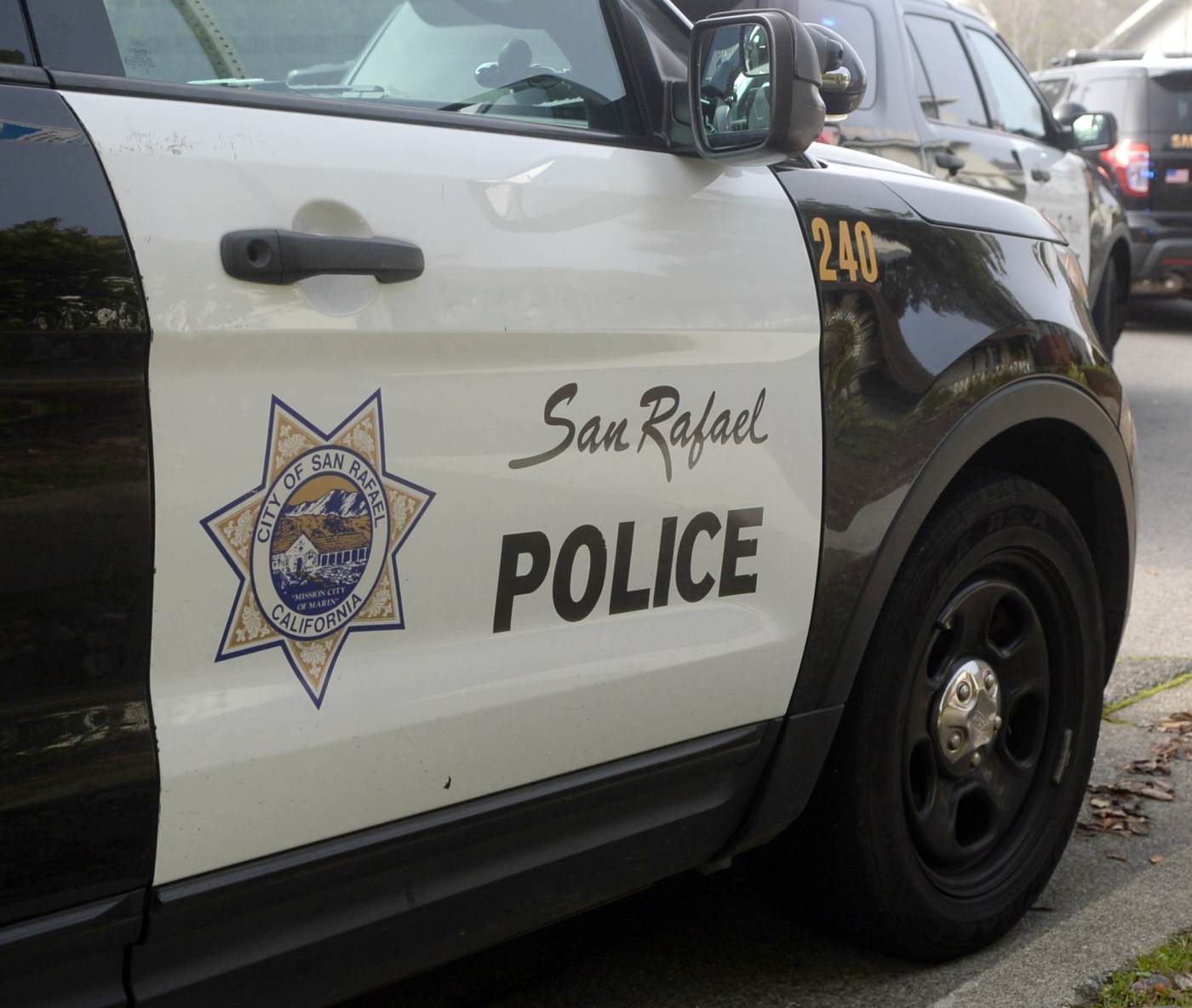 Bay Area mall security guard accused of assaulting teen
