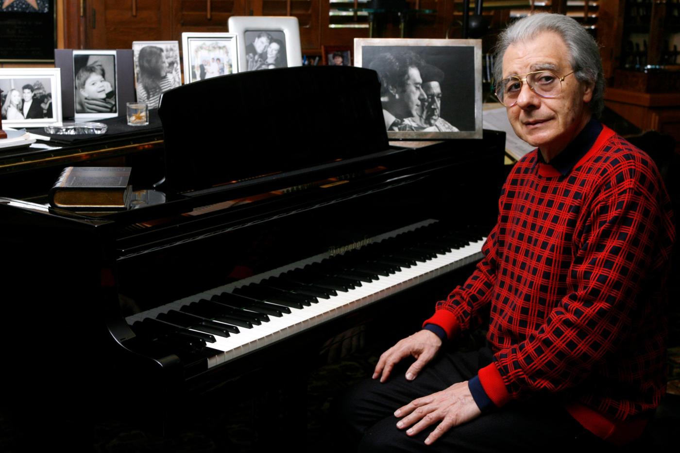 Lalo Schifrin dies at 93; composer created iconic ‘Mission: Impossible’ theme