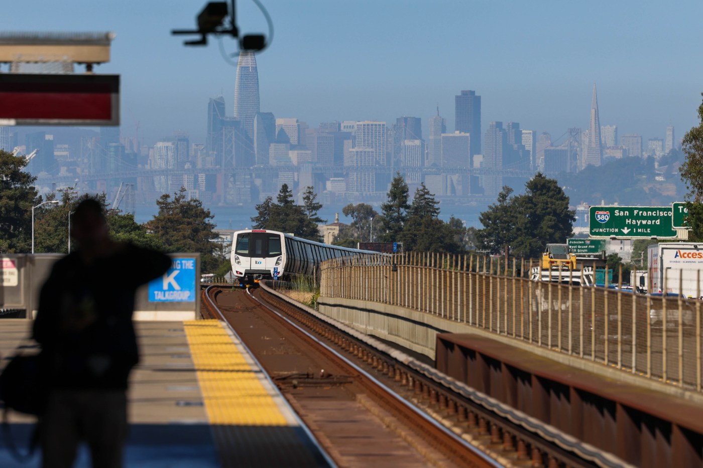 Plan to fund beleaguered Bay Area transit agencies in 2026 faces political headwinds