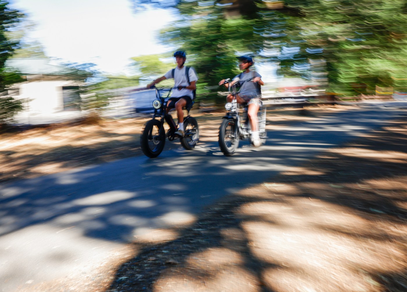 What are California’s rules about kids on electric bikes?