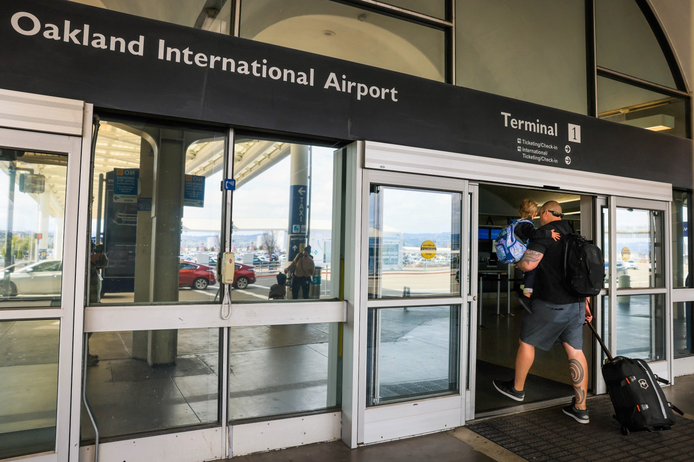 Oakland airport chooses a new name, again