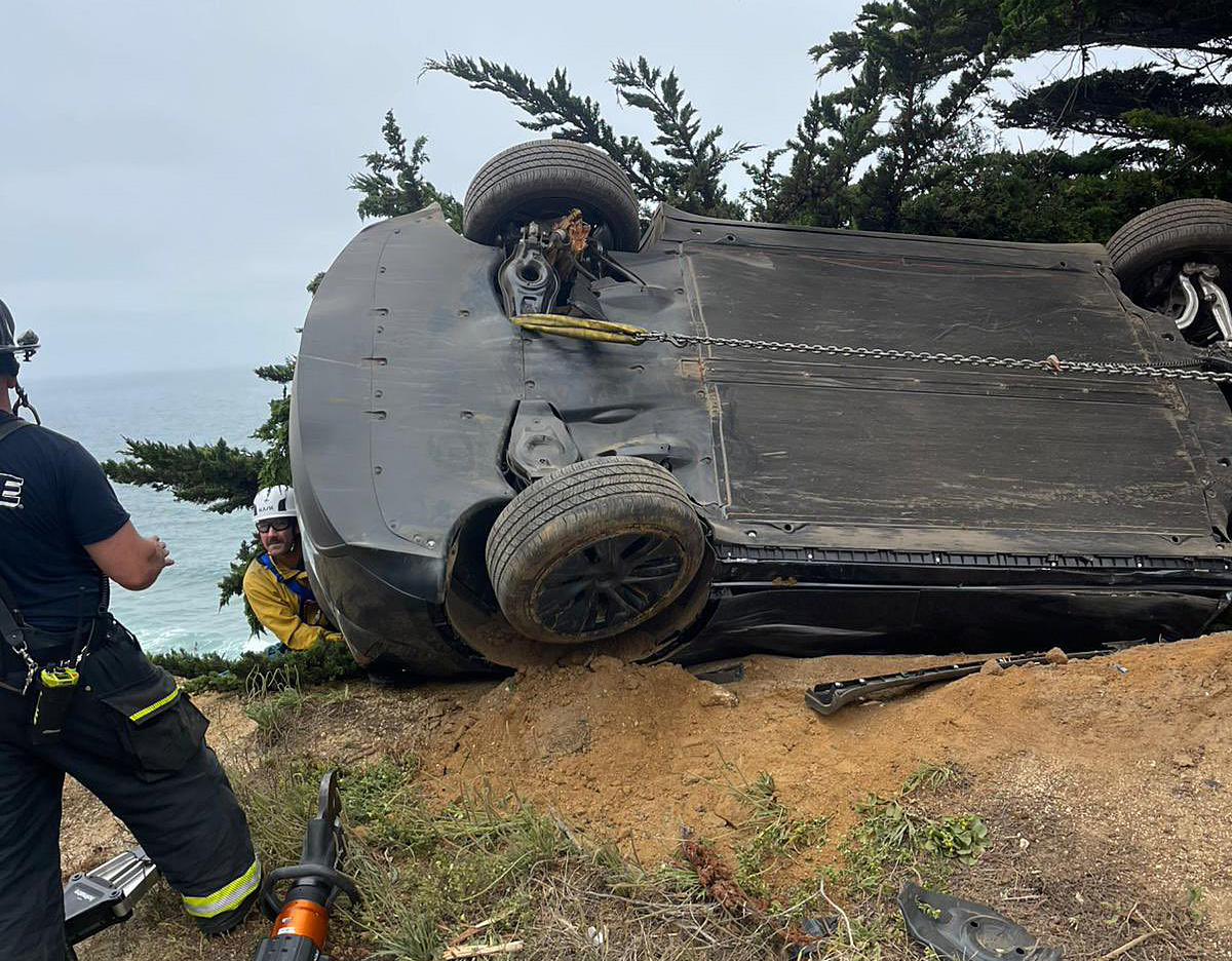 Driver crashes, nearly plummets over San Mateo County cliff