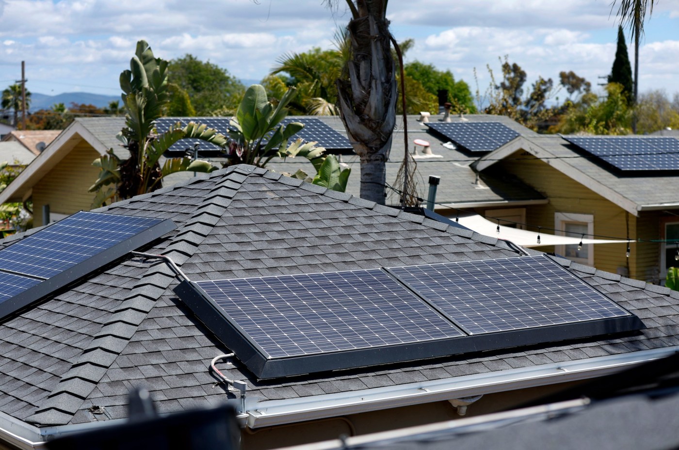 Groups head to California Supreme Court, seeking to upend solar rules
