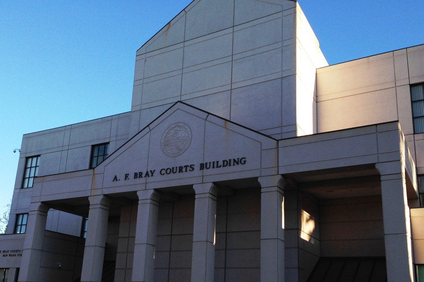 East Bay teacher’s aide charged with possessing child porn