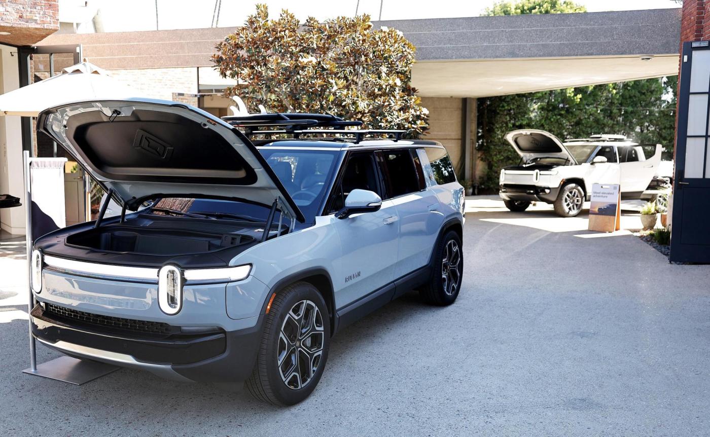 Rivian limits EV output to avoid excess of outgoing models