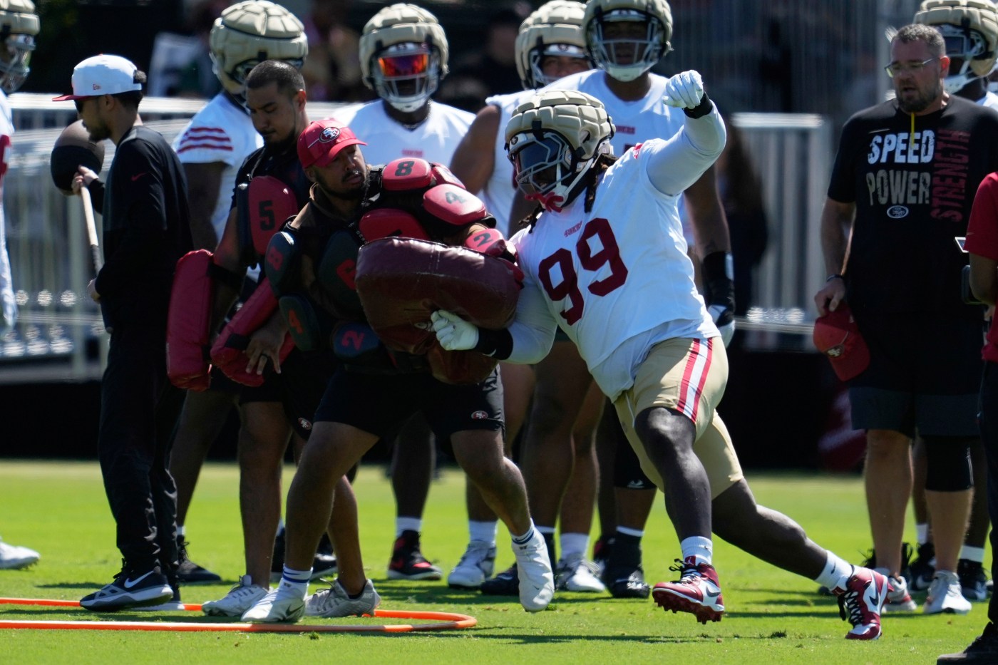 49ers rookie ‘fire hydrant’ C.J. West douses linemen with his violent hands