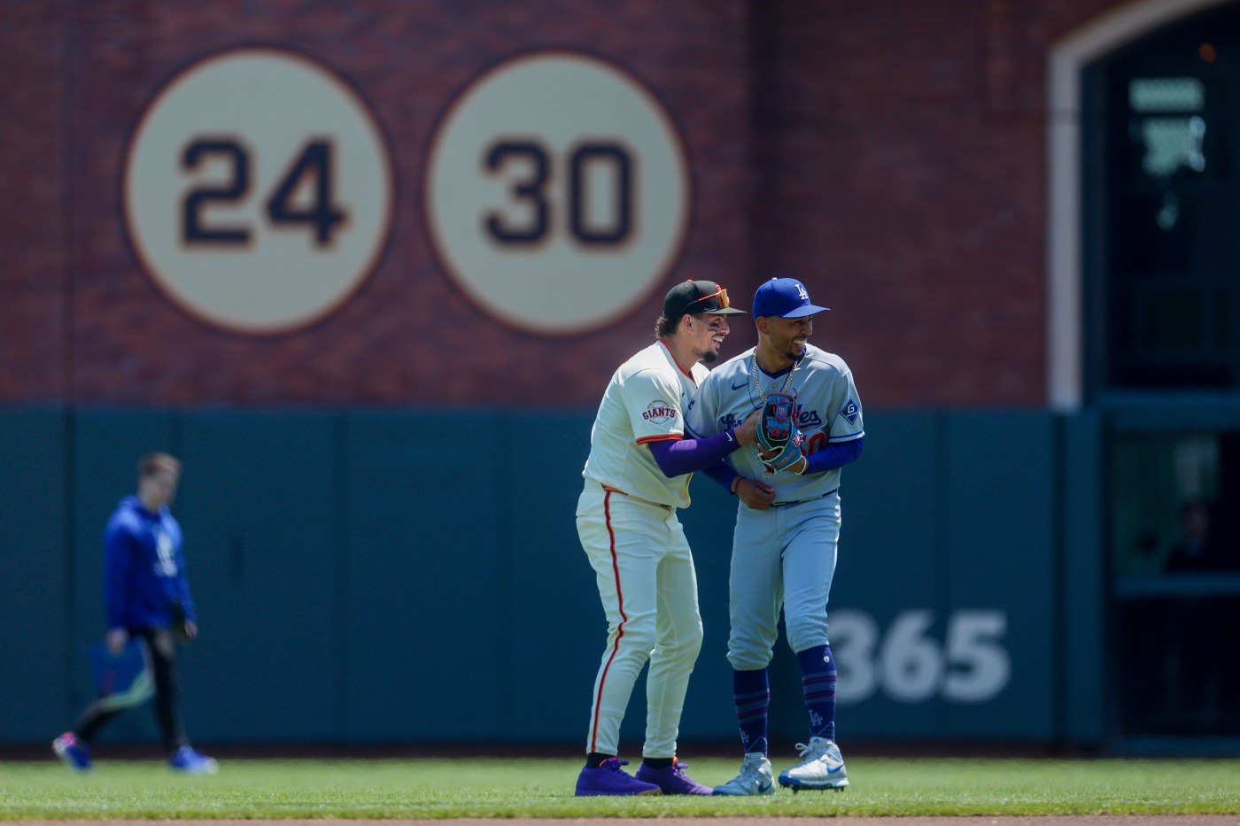 How to watch SF Giants’ streaming-only series finale vs. Dodgers