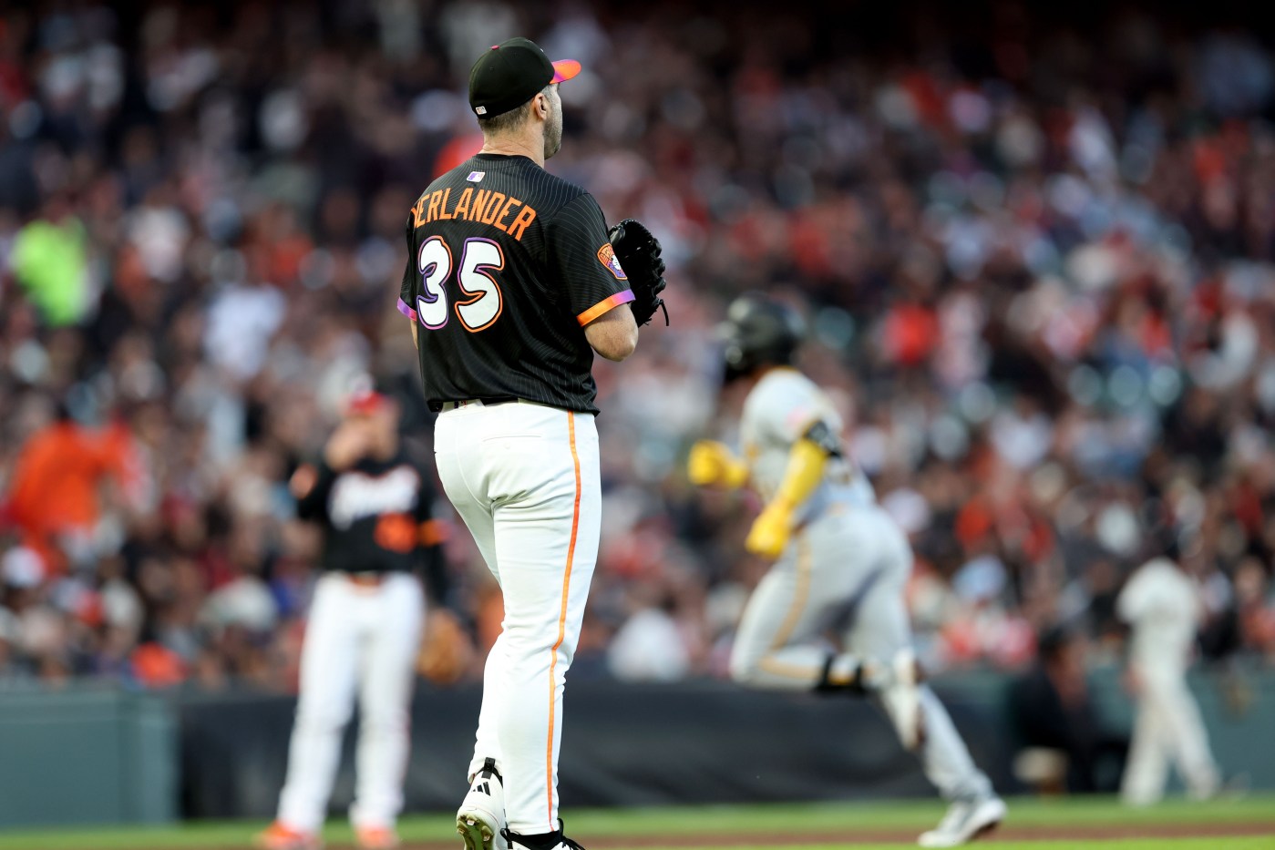 SF Giants drop fifth straight game as mistakes continue piling