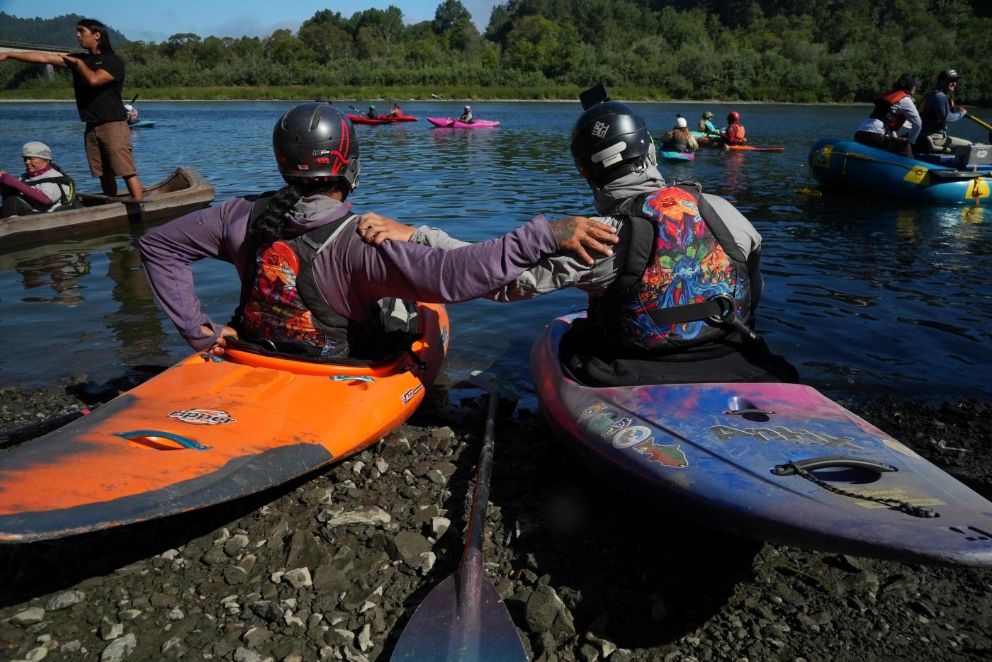 Native American teens kayak Klamath River to celebrate removal of dams and return of salmon