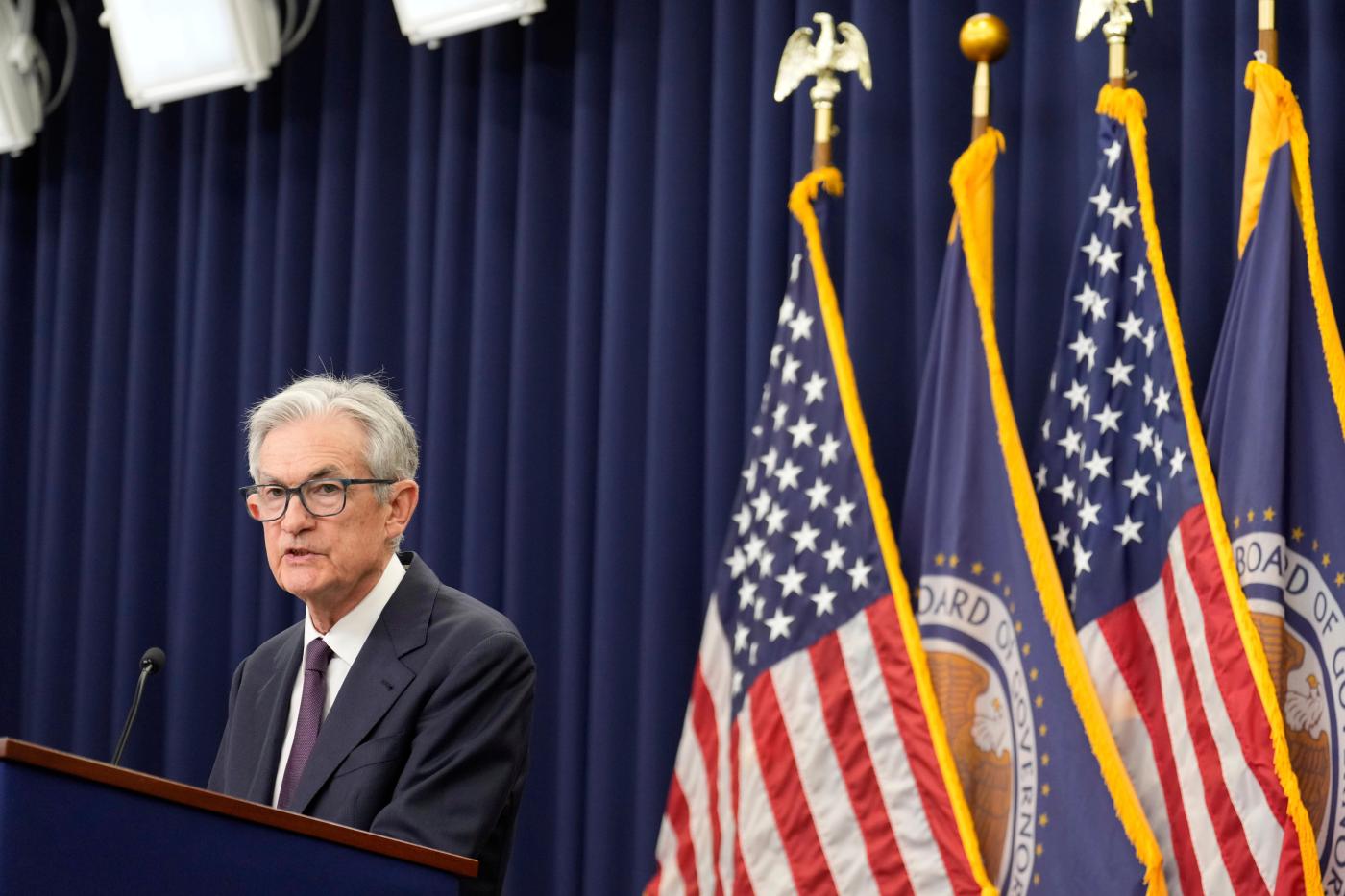Federal Reserve leaves interest rates unchanged even as Trump demands cuts